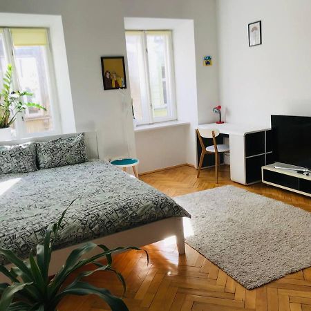 Berlin Apartment Lviv Ngoại thất bức ảnh